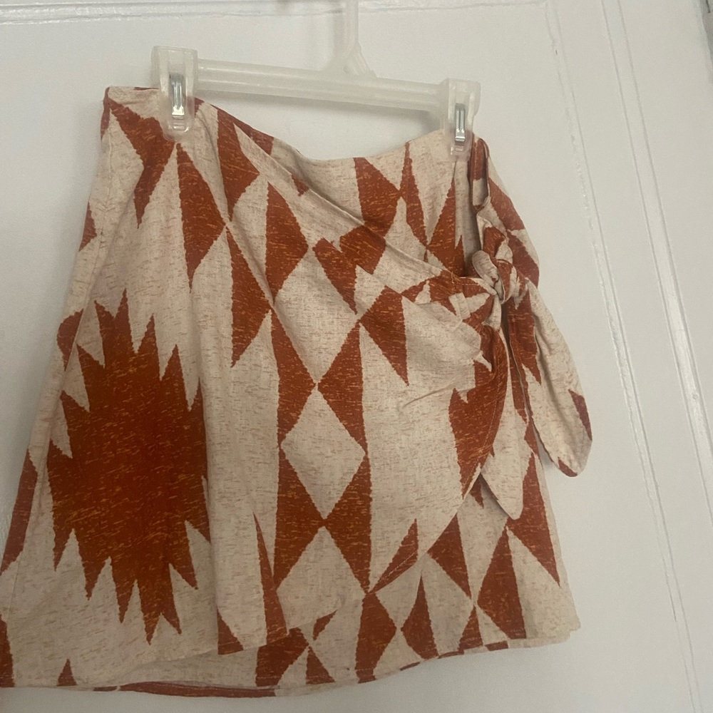 Forever 21 skirt size large